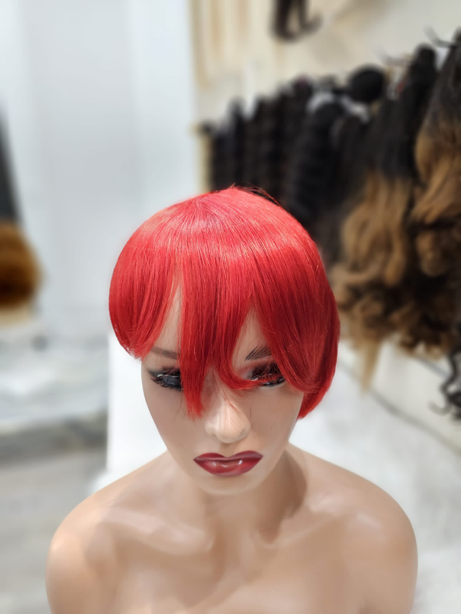 parrucca tipo caschetto